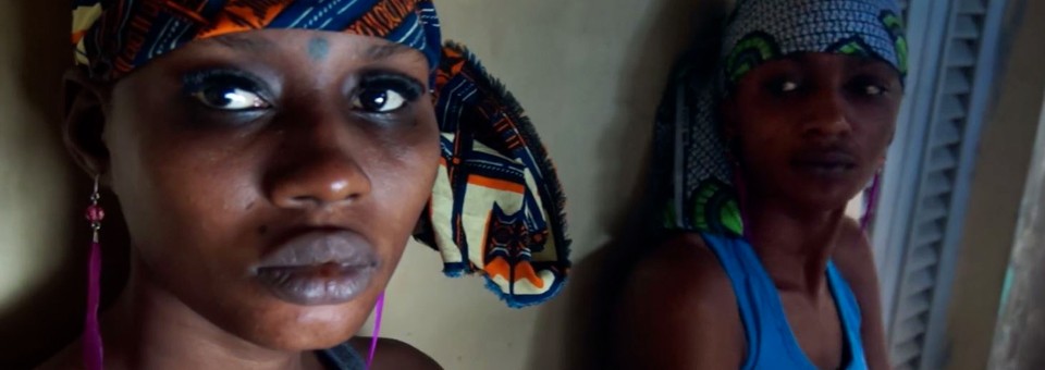Little Go Girls : women of Abidjan