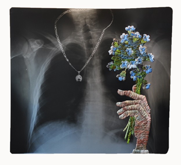A l&rsquo;avant garde : Matthew Cox – Necklace wtih Bouquet