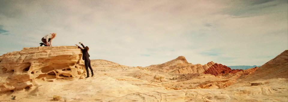 It stains the sands red : le zombie, homme idéal ?