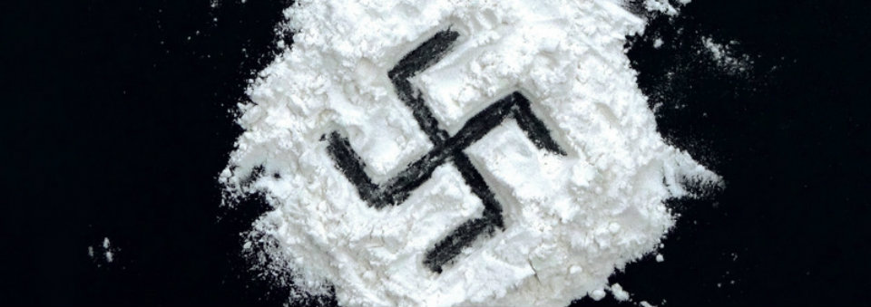 L’Extase totale : beware the junkie nazi !!!
